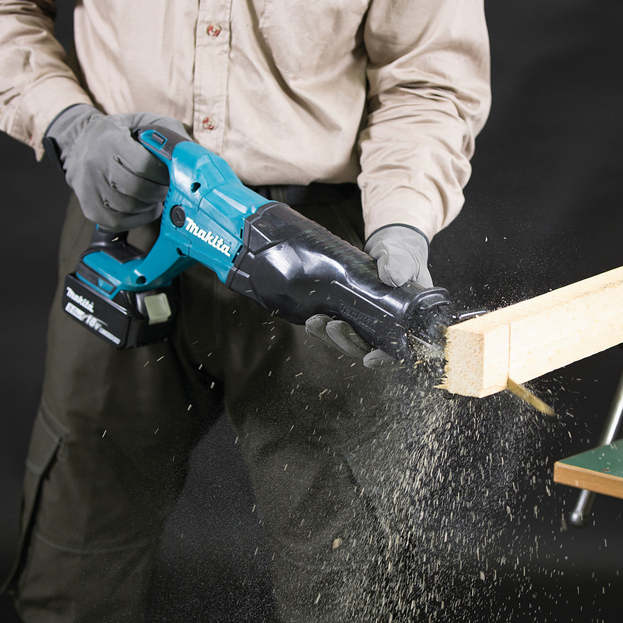Makita 18V LXT Reciprocating Saw Body Only Capacity 255mm Variable speed DJR186Z