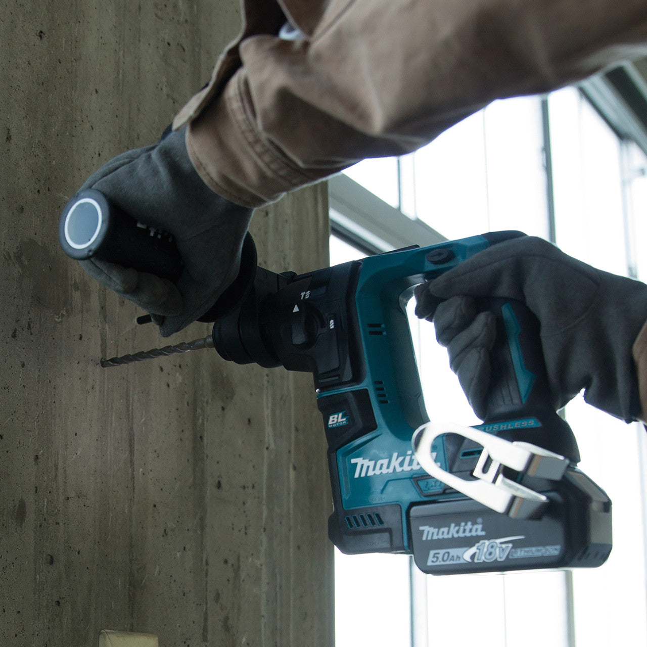 Makita 18V LXT Brushless SDS Plus Rotary Hammer Drill Body & Belt clip DHR171Z