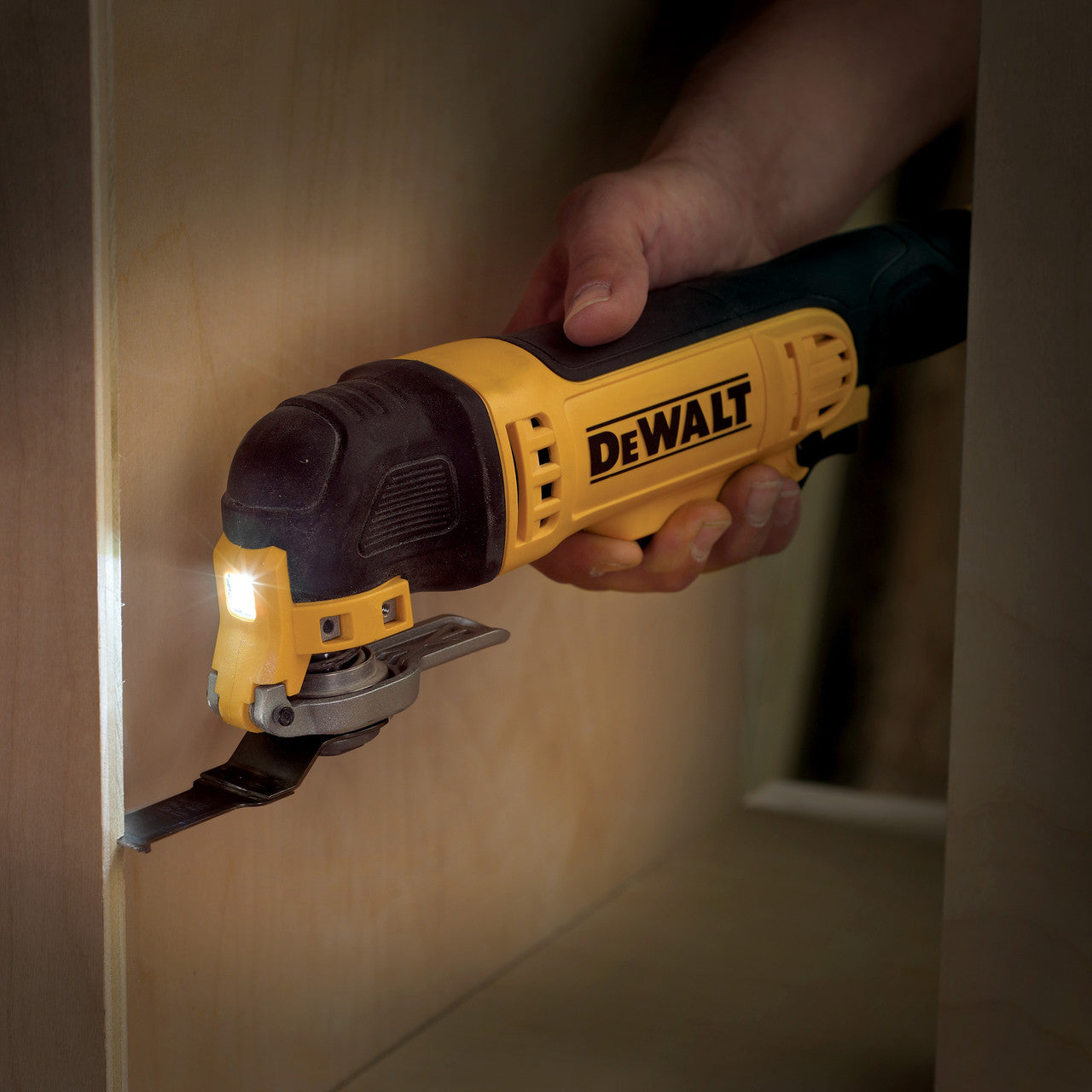 Dewalt Multi-Tool Accessory Set in Tough Case 5 Pc Wood Nails Sealants DT20715