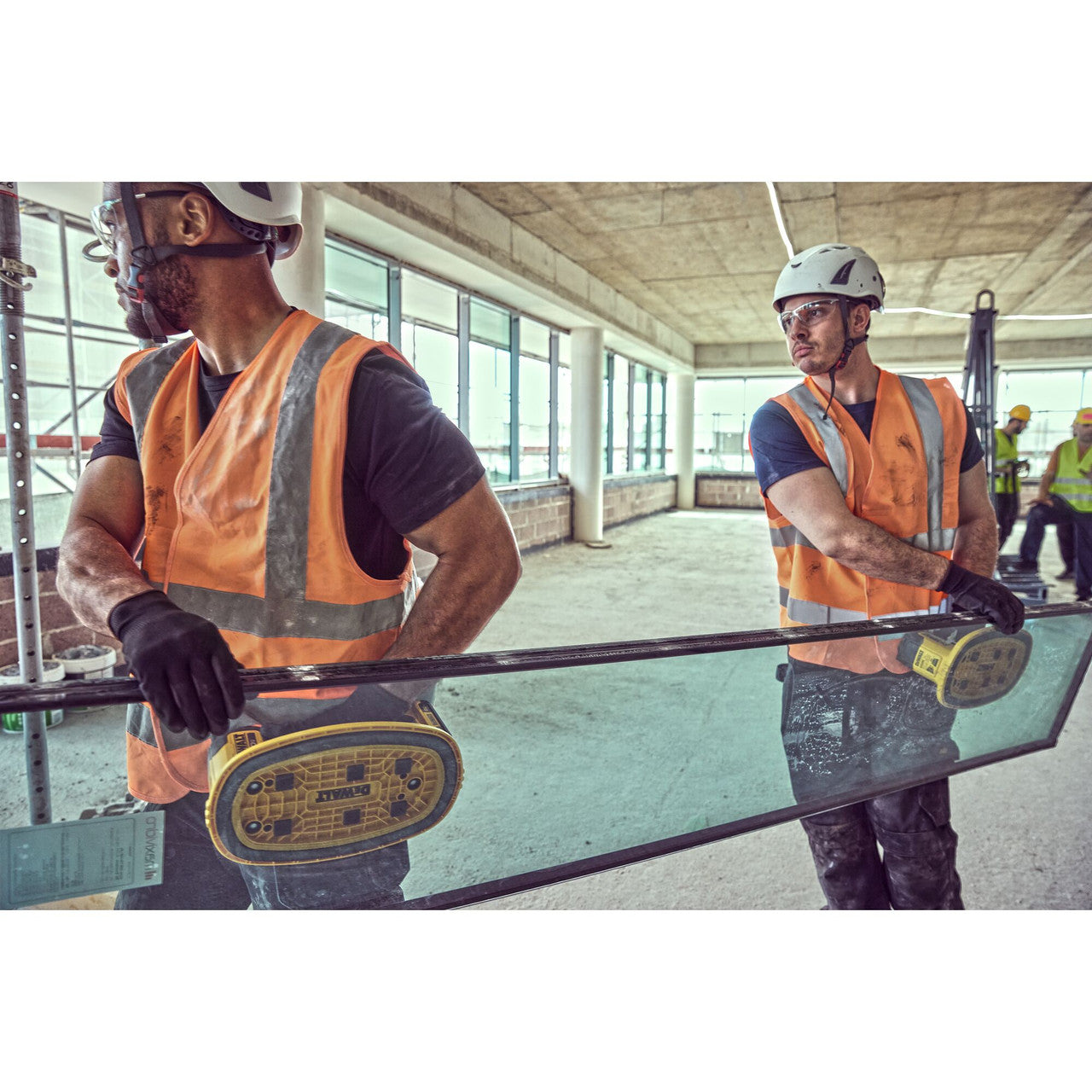 Dewalt DCE590N-XJ 18V XR Grabo Lifter (Body Only)
