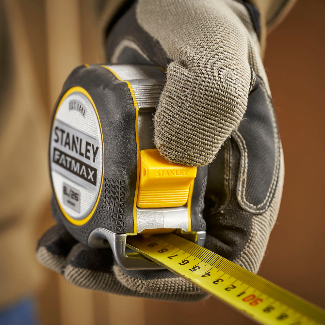 Stanley FatMax XTREME Tape Measure 26’ 8m DOUBLE-SIDED PRINT FMHT38218-5